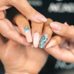 Formación profesional de uñas en AJ Academy Tenerife