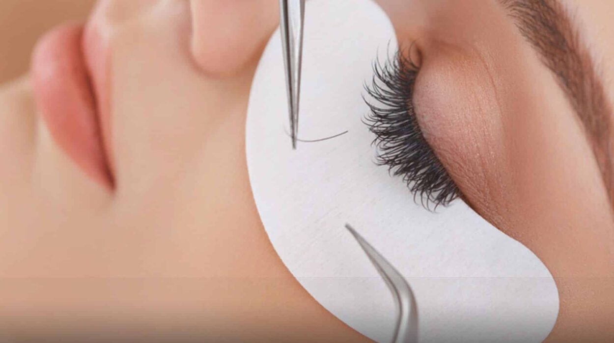 what-are-classic-eyelash-extensions